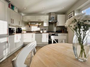 Photo 18- click for photo gallery